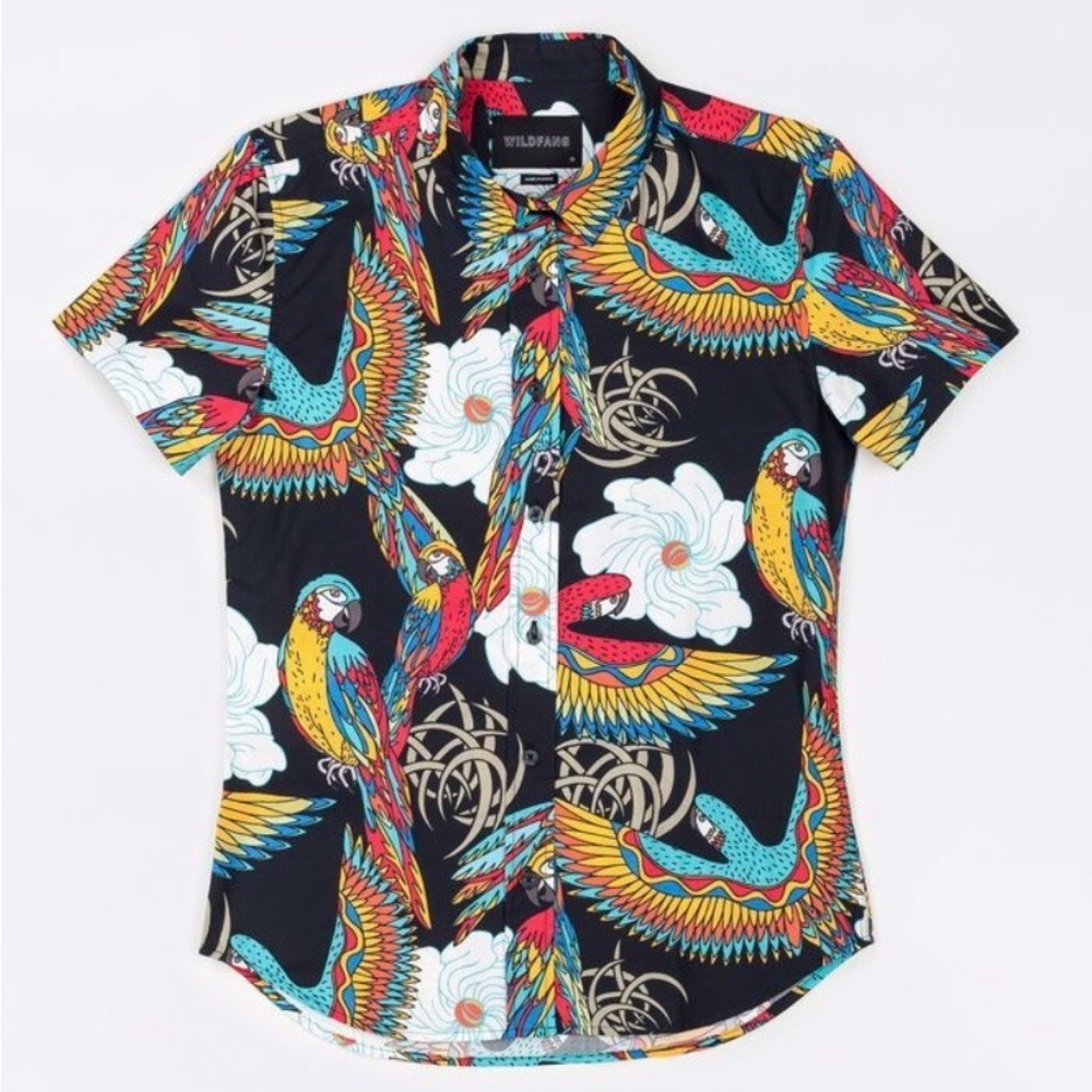 Wildfang Black Short-Sleeve Button-Down Shirt with Multicolor Parrot Print